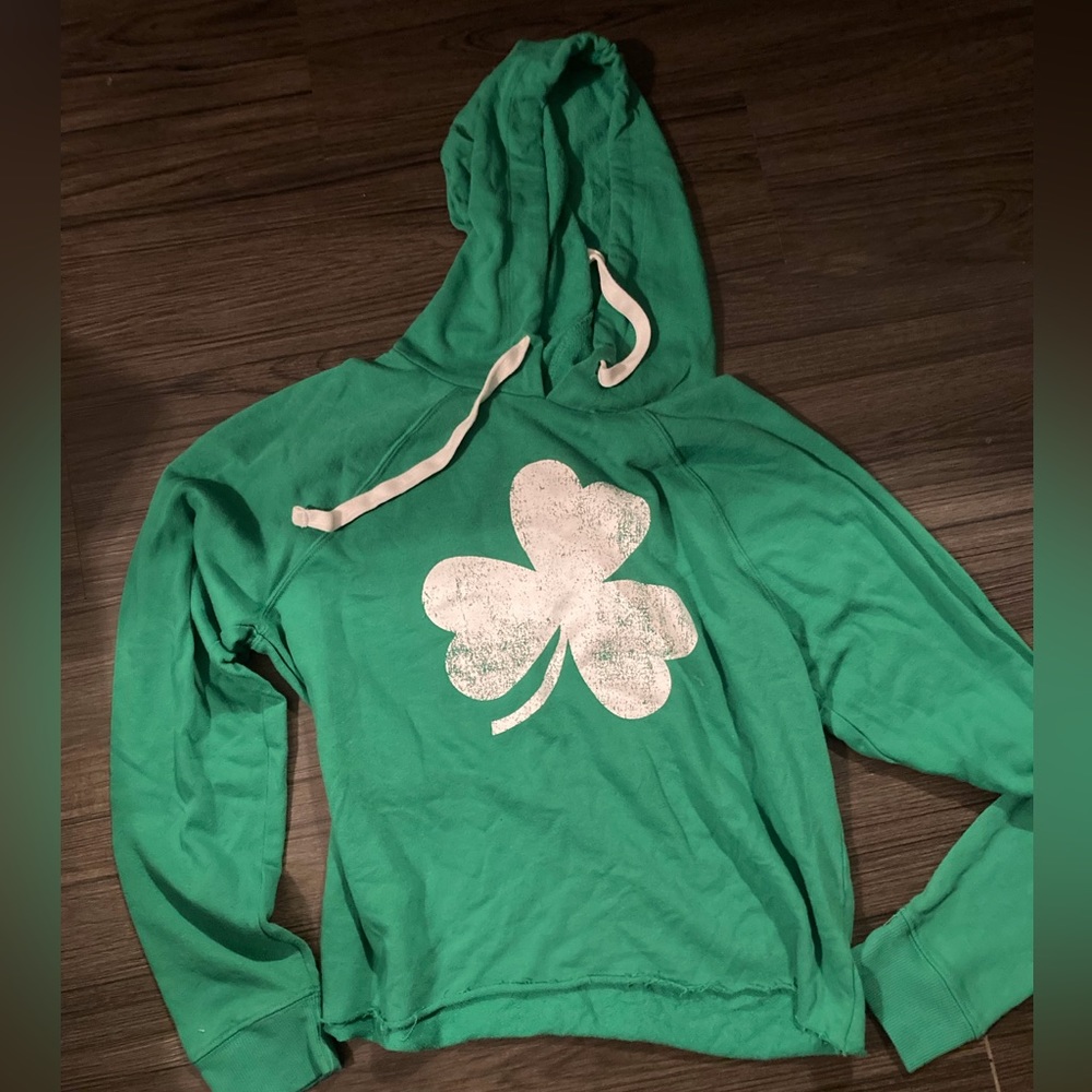 Shamrock hoodie small